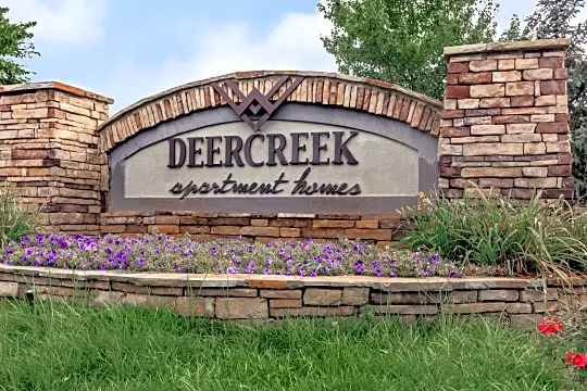 Deer Creek Apartment Homes Photo 2