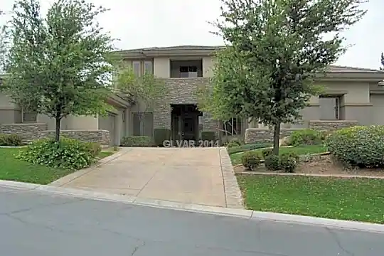 17 Club Vista Dr #NONE Photo 1
