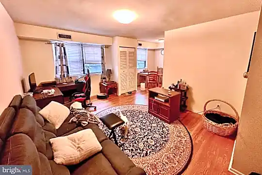 3409 Cresson St #3 Photo 1