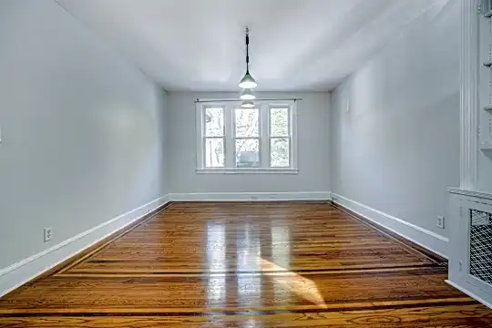 654 JFK Blvd E #1 Photo 2