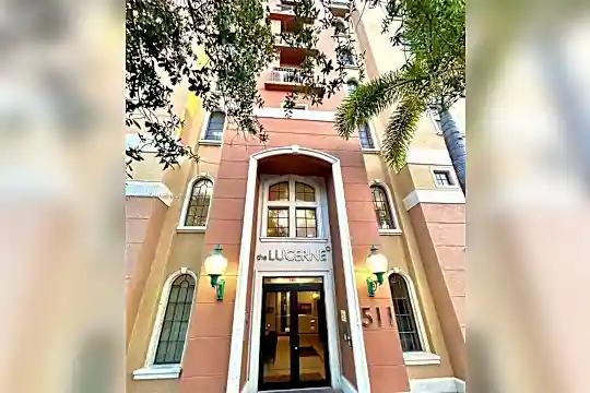 511 Lucerne Ave #408 Photo 2