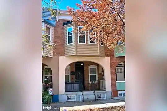 636 Ponca St Photo 1