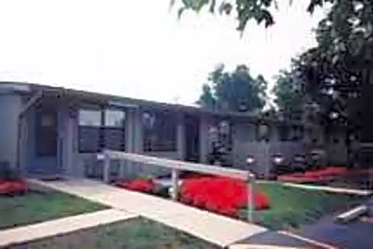 Tabor Ridge Apartments