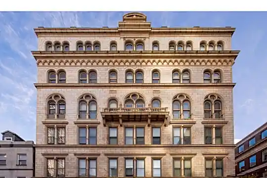 701 Sansom St #306 Photo 2