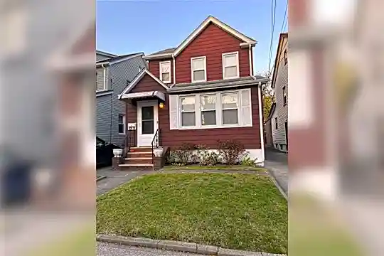 243-43 Mayda Rd Photo 1