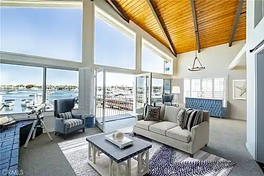 311 Edgewater Pl #A Photo 1