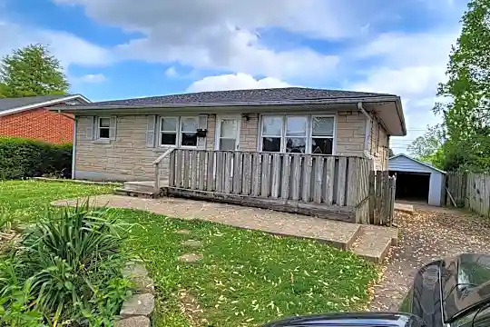 1677 Brittany Ln Photo 1