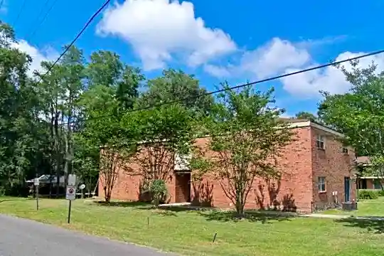 700 N Main Photo 1