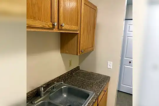 8316 Zane Ave N Photo 2