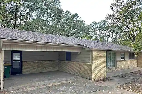 8713 Westwood Ave Photo 2