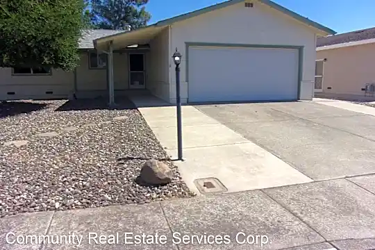 190 Carlsbad Cir Photo 1