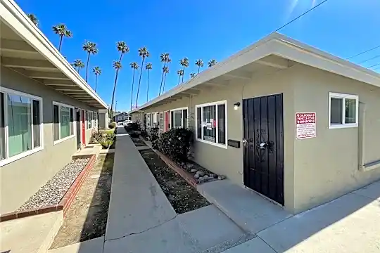 1015 N Azusa Ave #10 Photo 1