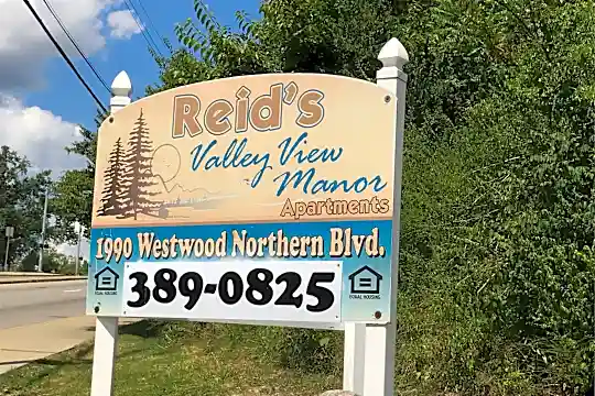 Reids Valley View Manor Photo 2