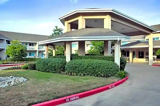 Rosewood Estates Photo 1