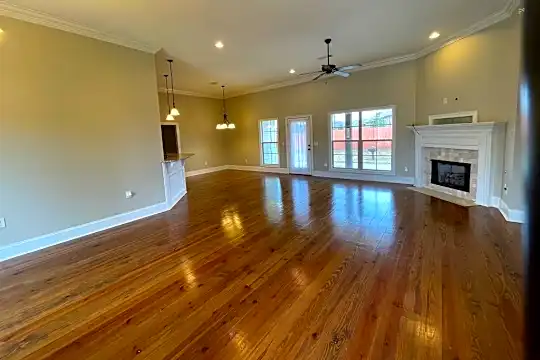 159 Buckhead Dr Photo 1