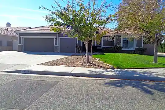 43329 Sawgrass Ln Photo 1