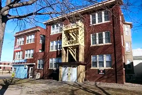 474 Herschel St Photo 1