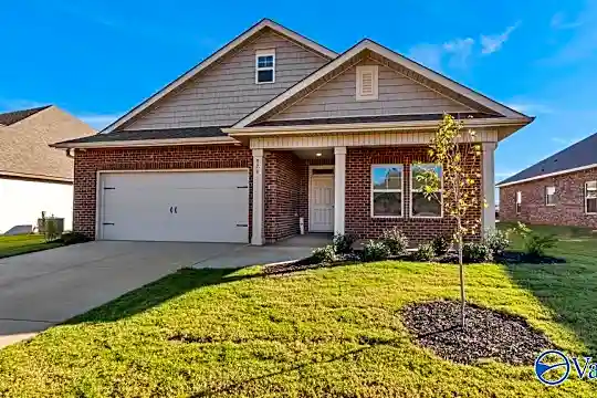 326 Castlepath Dr SW Photo 1