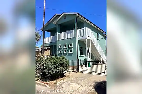 720 S Eugenia St Photo 1