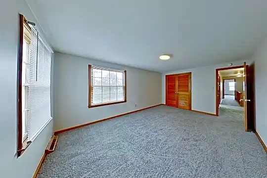 5130 Daniel Dr Photo 1