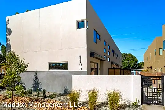 1105 Silver Ave SW #D Photo 1