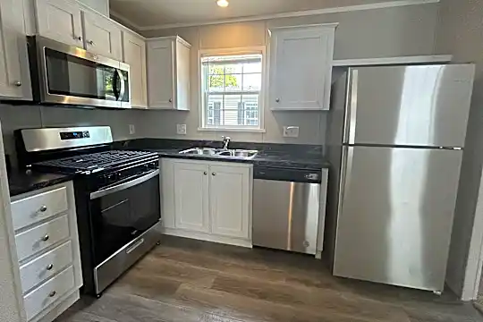 2474 Pajot Rd #33 Photo 2
