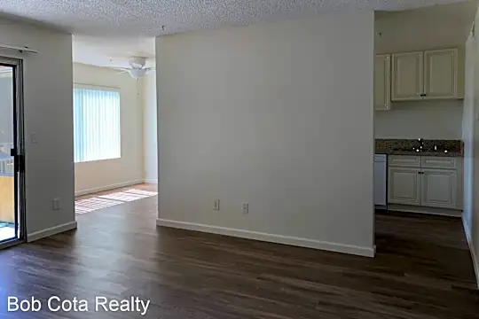 745 Alturas Ln Photo 2