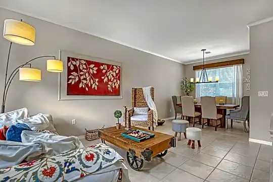 10751 Oak Bend Way Photo 2