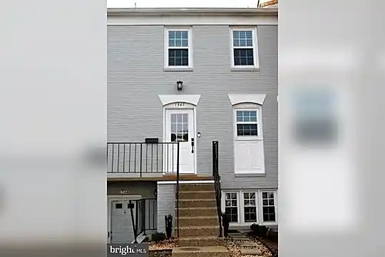 154 Fairfield Dr Photo 1