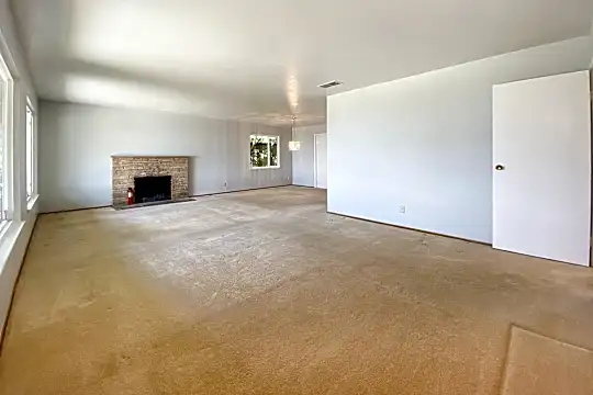 242 Stantonville Dr Photo 1