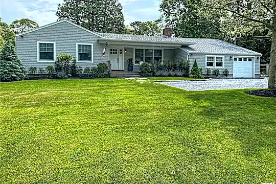 32 White Oak Ln Photo 1
