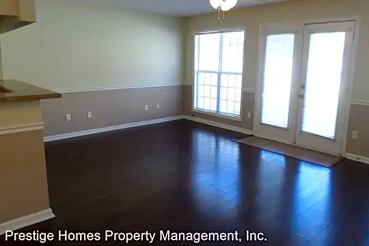 103 Wakefield Way Photo 2