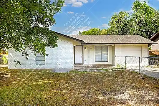 1411 San Andreas St Photo 1
