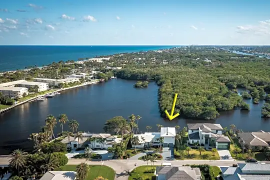 2 Inlet Cay Dr Photo 1