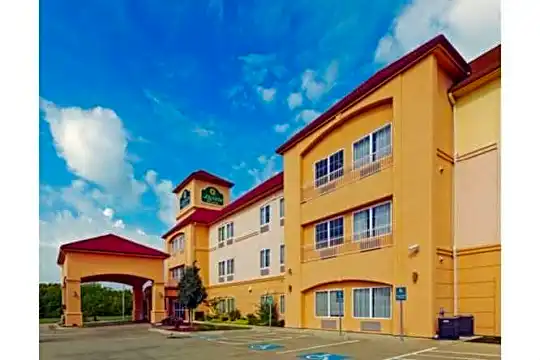 La Quinta Studio Suites and Extended Stay Photo 1