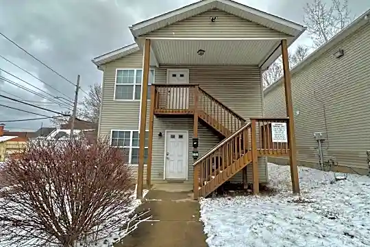 565 Sherman St Photo 1