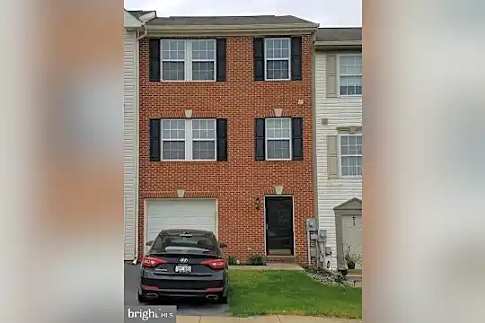 18 Thornberry Dr Photo 1