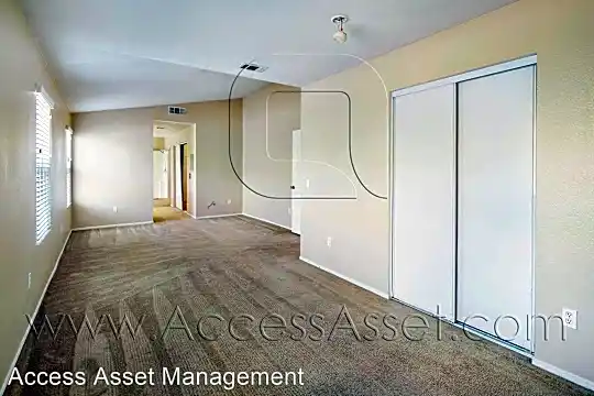 31700 Canyon Ridge Dr Photo 2