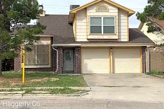 10937 Yogi Berra Cir Photo 1