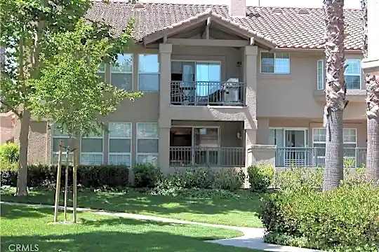 3 Sentinel Pl Photo 1