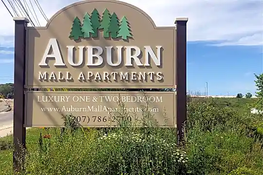 Auburn Mall Apartments Photo 2