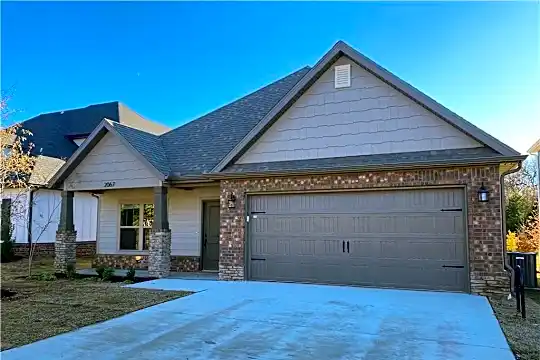 2067 N Penelope Ln Photo 2