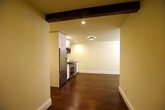 1674 Filbert St Photo 2