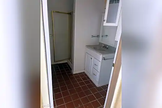 258 James St Photo 2