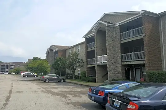 FOREST CREEK APARTMENTS Photo 1