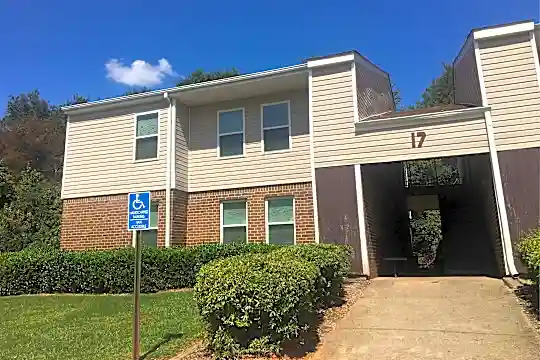 Rolling Ridge Apartments Photo 1