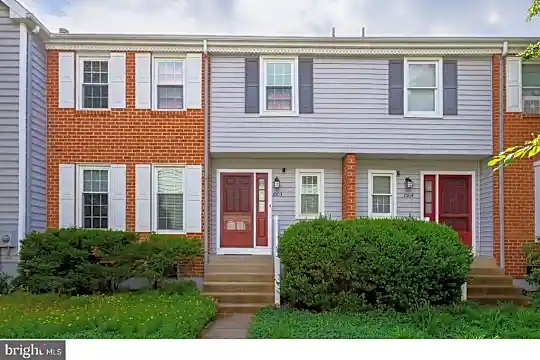 1003 Society Hill Blvd Photo 1
