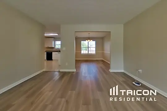 3403 Newgold Trace Photo 2