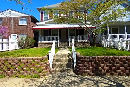 344 East Morrill Avenue Photo 1