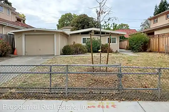 10311 Johnson Ave Photo 1